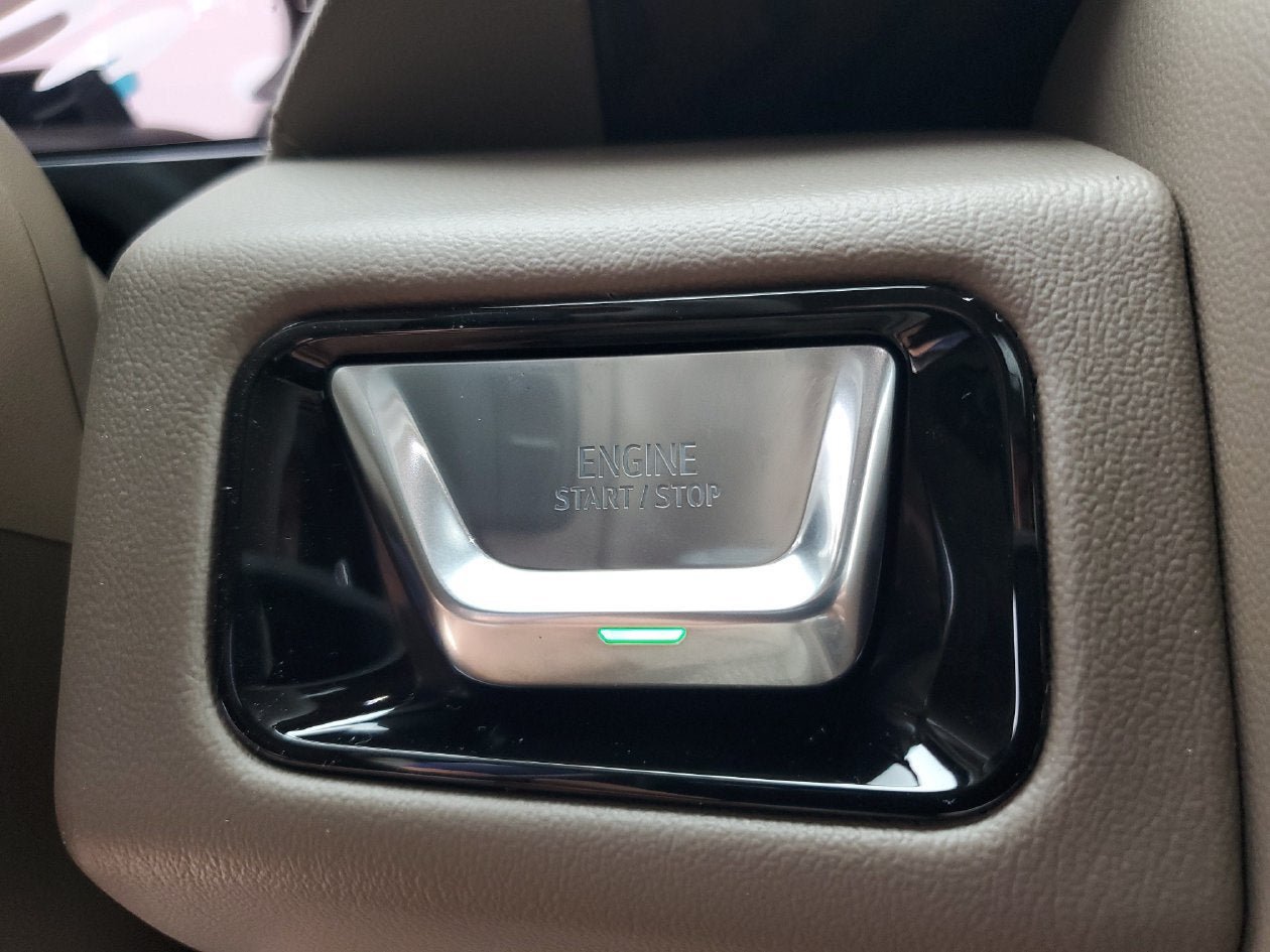 New 2027 GMC Yukon Denali w/ Sun & Power Step Package RWD image 24