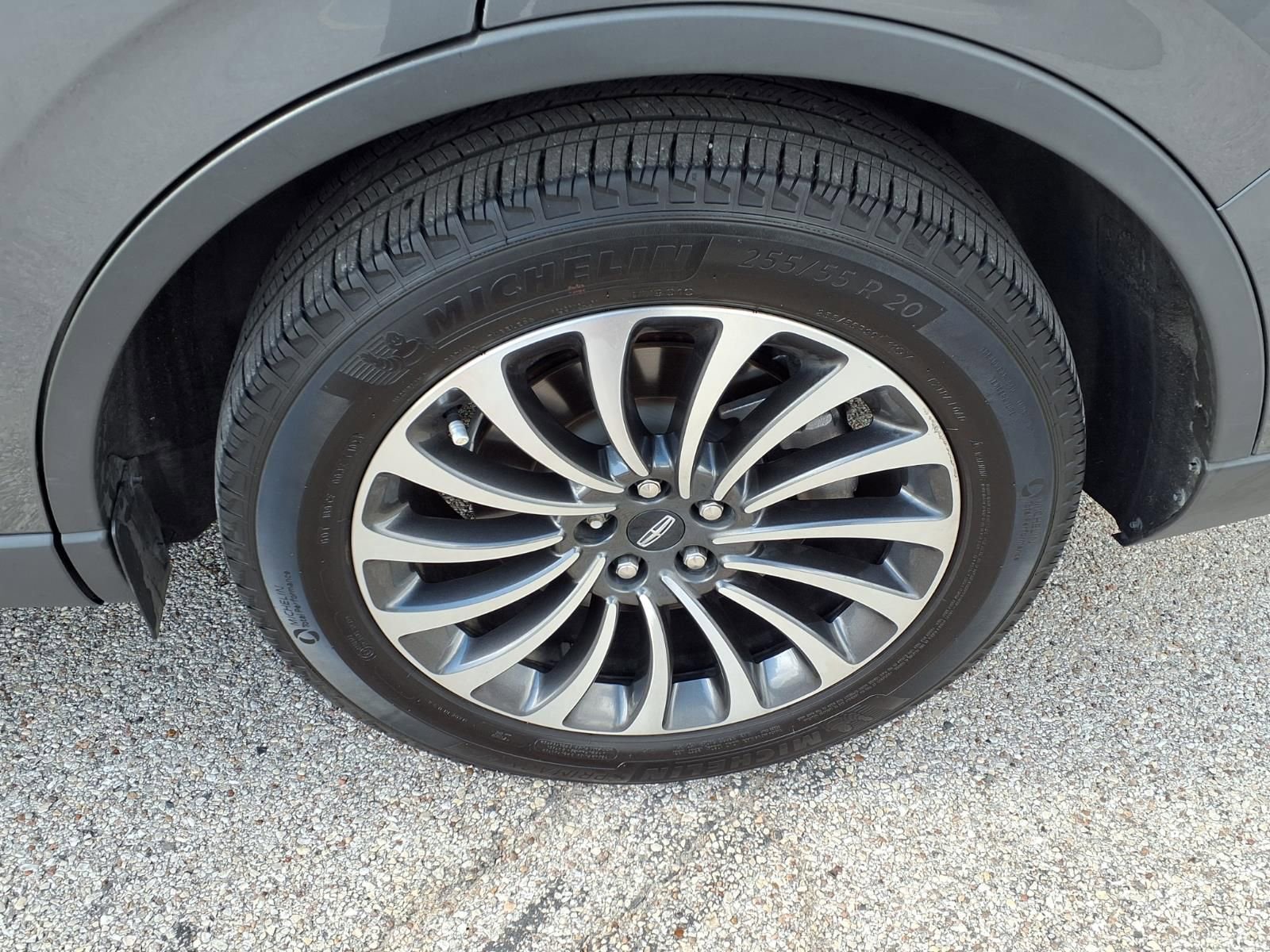 Used 2024 Lincoln Aviator Reserve w/ Elements Package Plus RWD image 25