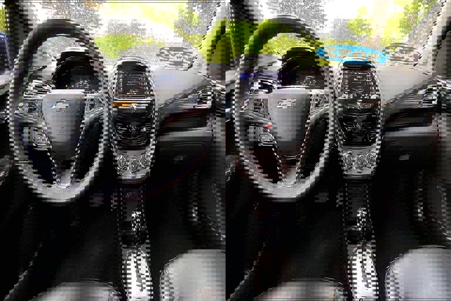 Used 2022 Chevrolet Spark LT w/ Driver Confidence Package FWD image 16