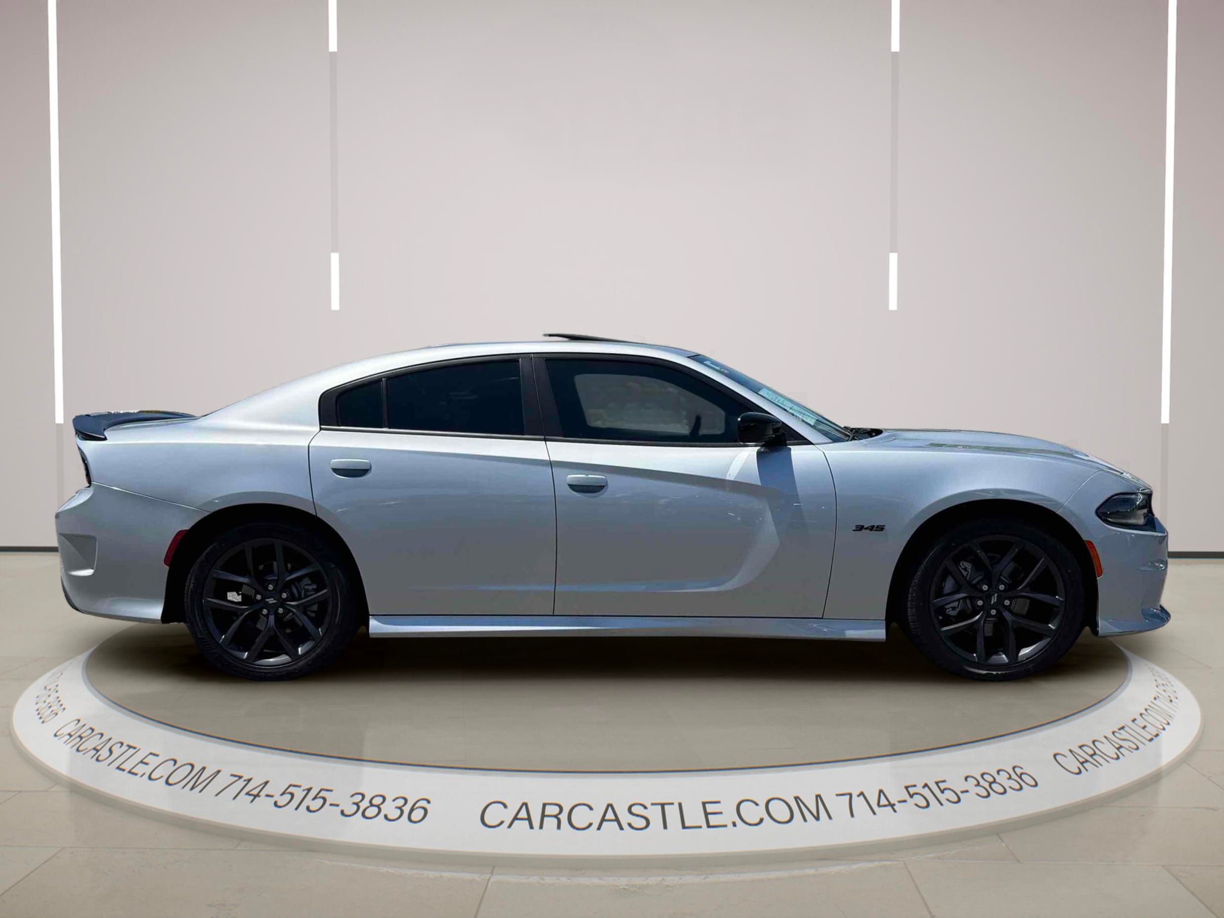 Used 2023 Dodge Charger R/T w/ Plus Group RWD image 6