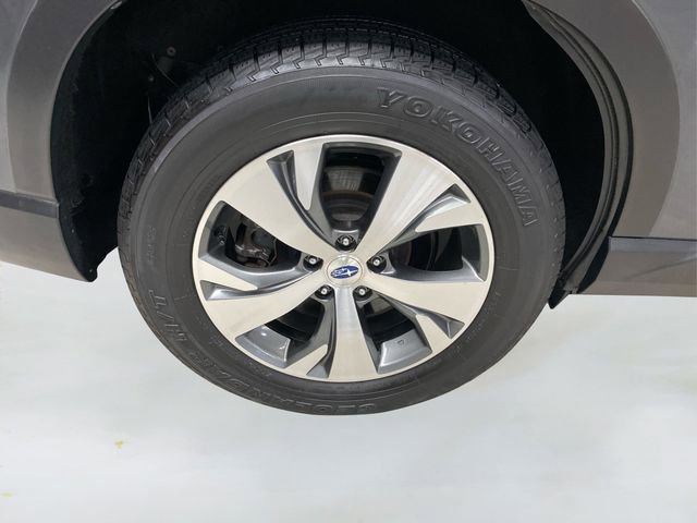Used 2019 Subaru Ascent Premium image 17