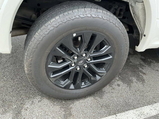 Used 2017 Ford F150 Lariat w/ Equipment Group 502A Luxury image 21