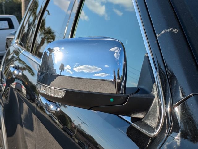 Used 2021 Jeep Grand Cherokee Limited w/ Luxury Group II image 11