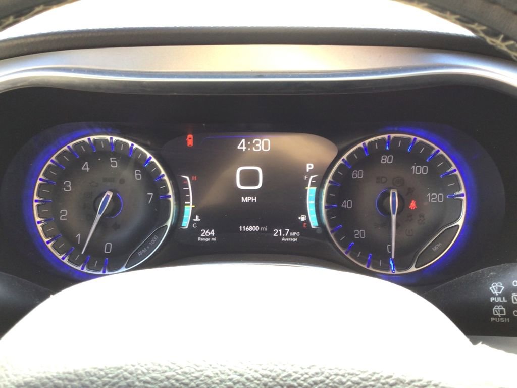 Used 2019 Chrysler Pacifica Touring-L Plus w/ S Appearance Package image 21