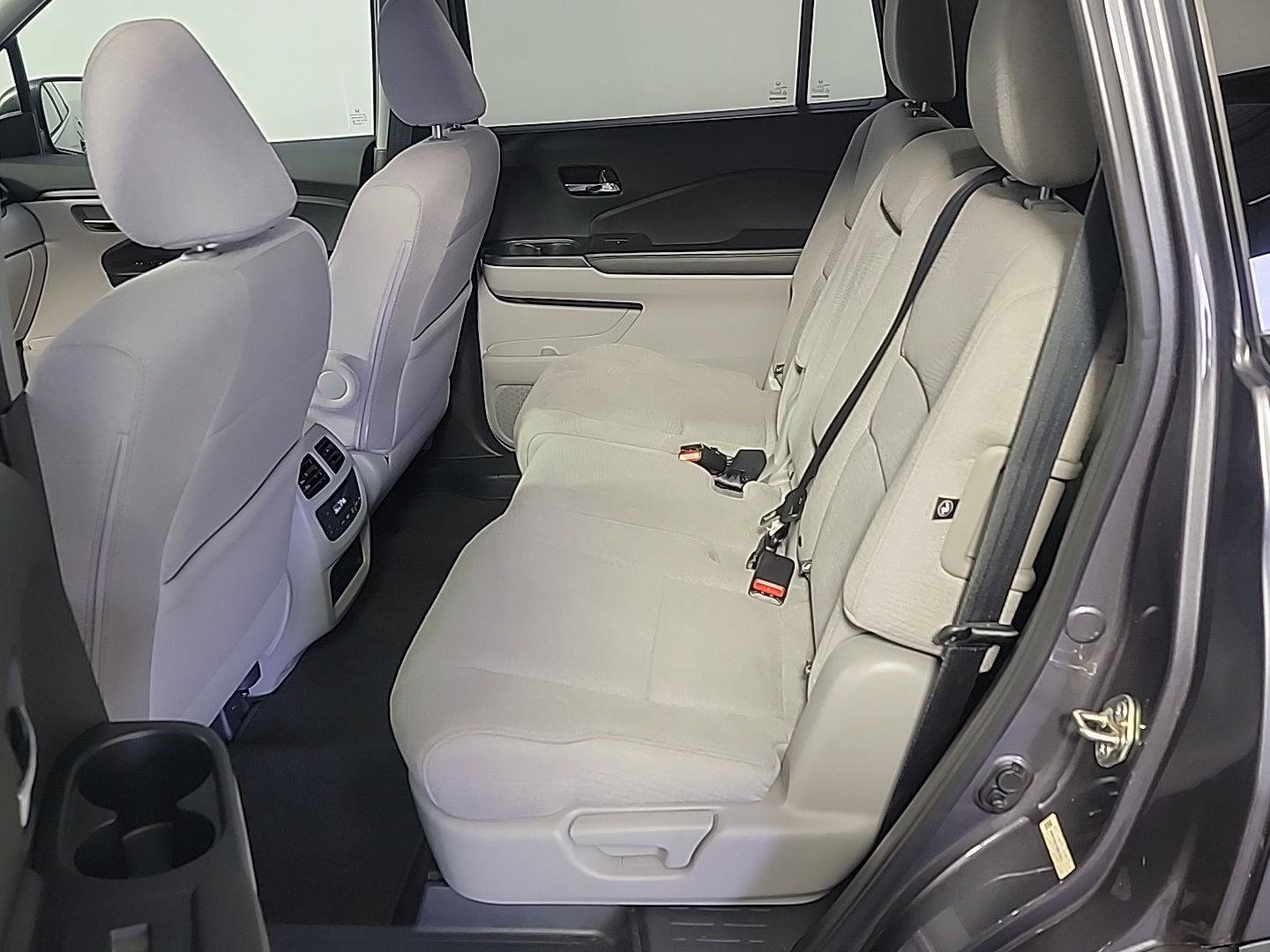 Used 2016 Honda Pilot EX image 16