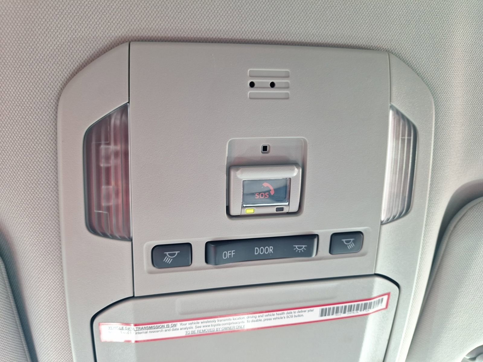 Used 2023 Toyota Highlander LE FWD image 28