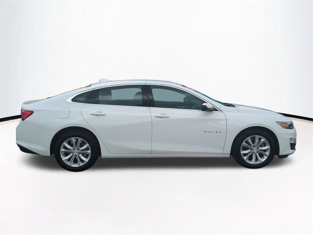 Used 2024 Chevrolet Malibu LT FWD image 4
