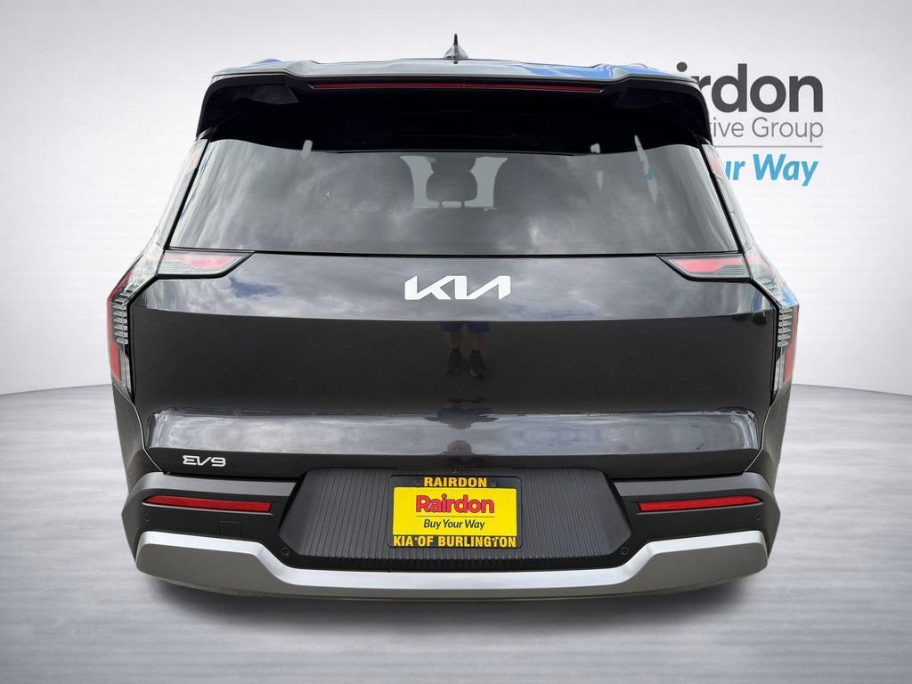 Certified 2024 Kia EV9 Wind AWD/4WD image 6