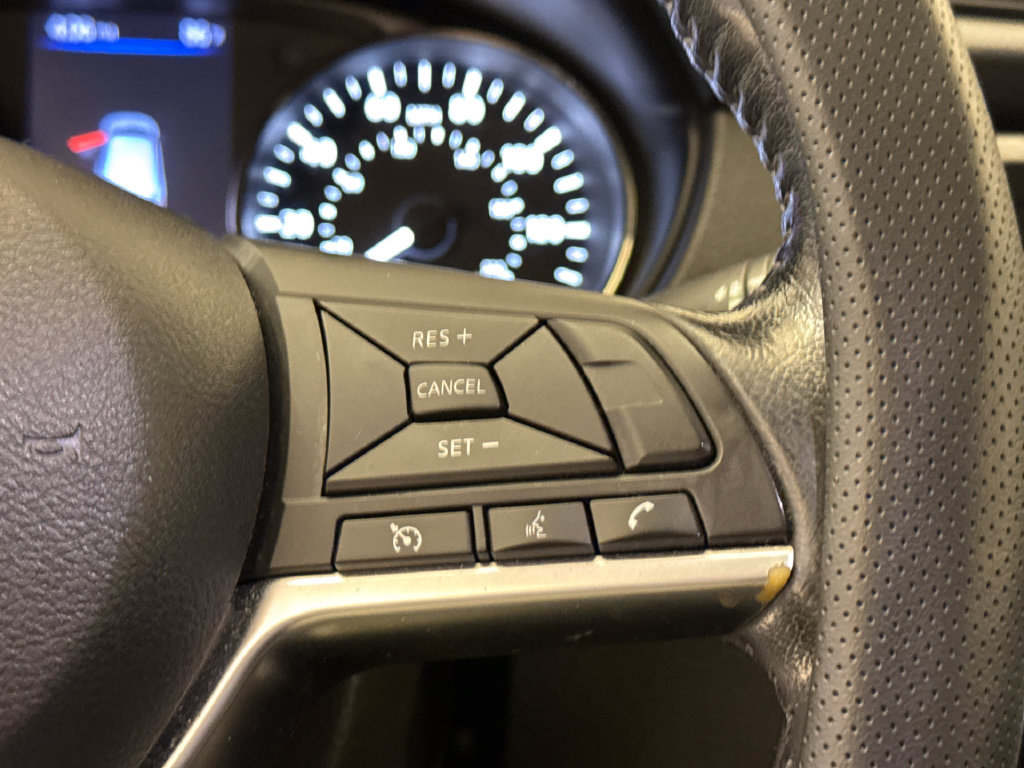 Used 2021 Nissan Rogue Sport SV FWD image 29