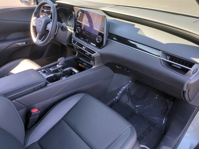 Used 2024 Lexus RX 350 FWD w/ Technology Package image 31