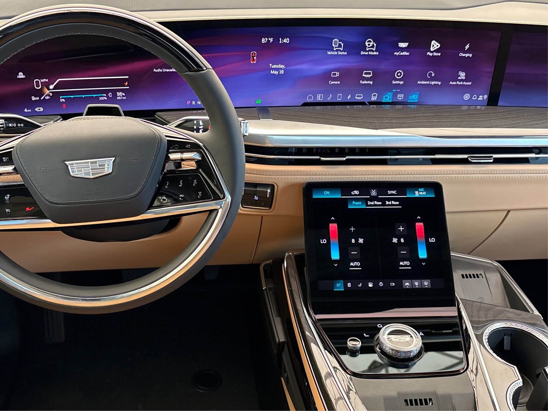 New 2026 Cadillac Escalade IQL Sport 2 w/ LPO, Etrunk Organizer Package AWD/4WD image 16