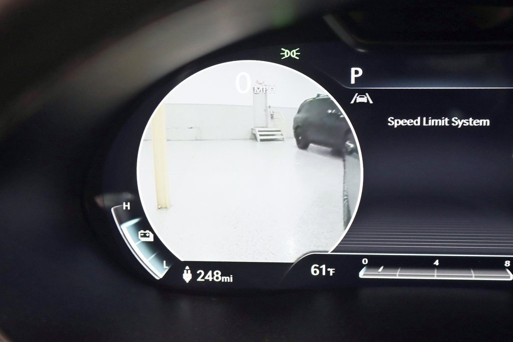 Used 2023 Genesis G80 image 17