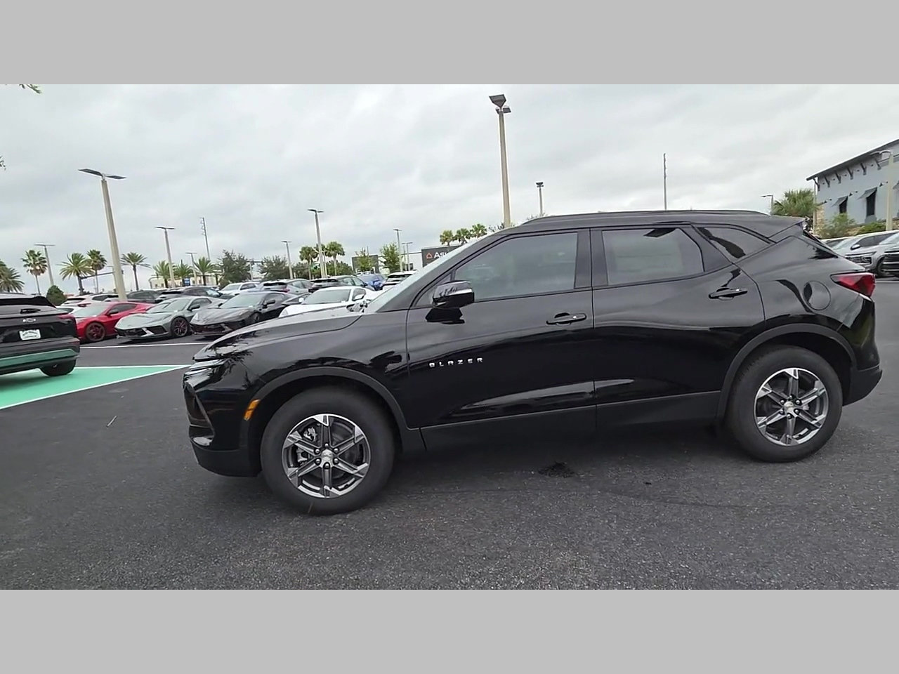 New 2026 Chevrolet Blazer LT w/ Sound & Technology Package FWD image 23