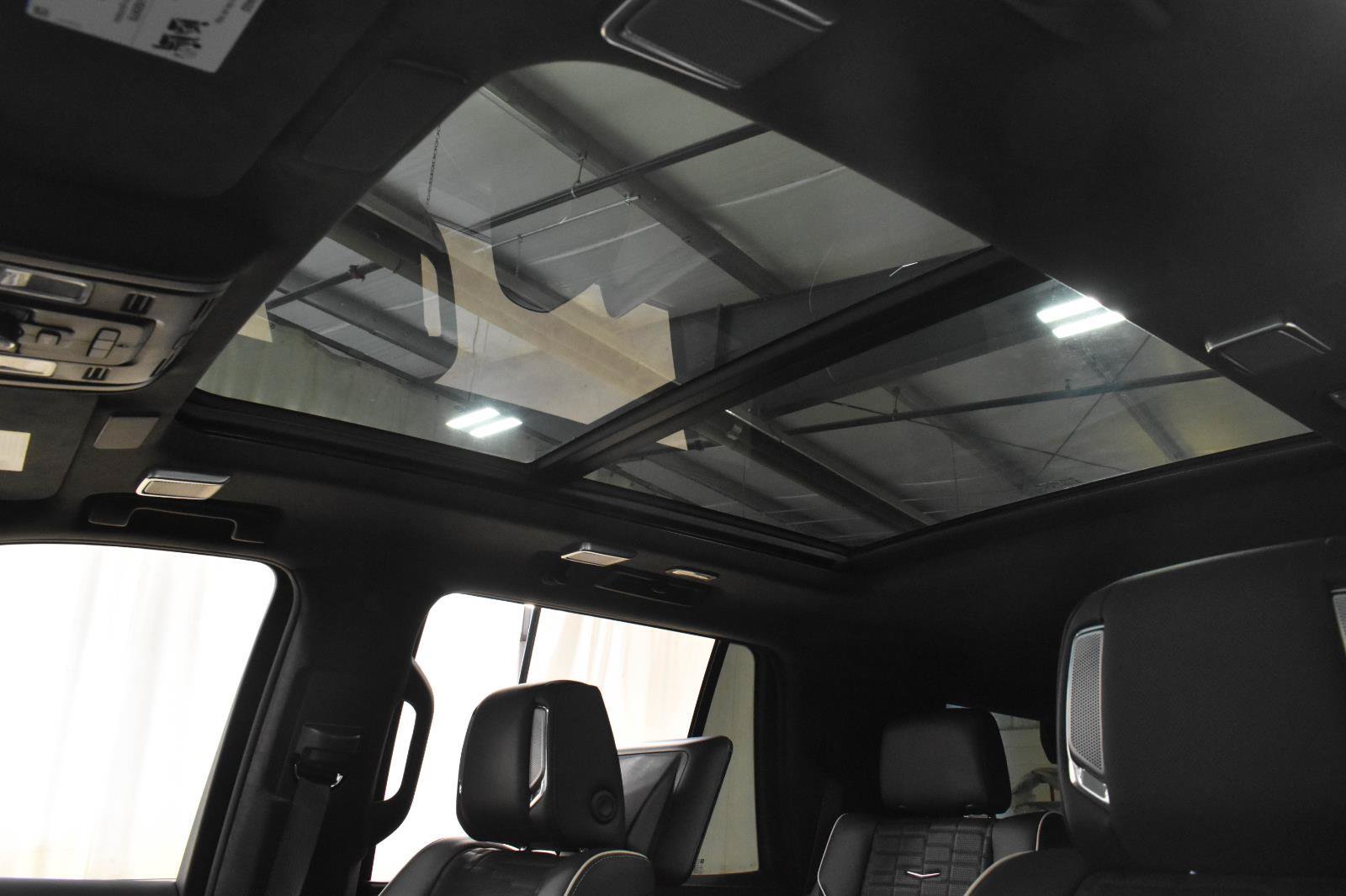 Certified 2023 Cadillac Escalade Premium Luxury Platinum w/ LPO, Floor Liner Package AWD/4WD image 3