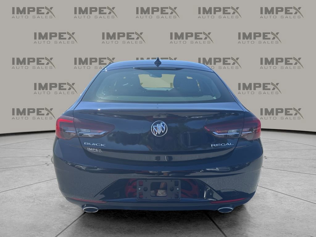 Used 2018 Buick Regal Essence image 4
