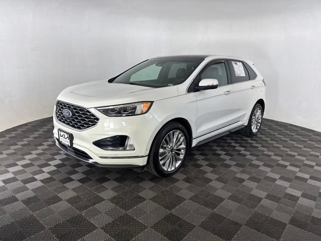Used 2020 Ford Edge Titanium w/ Equipment Group 301A AWD/4WD image 5