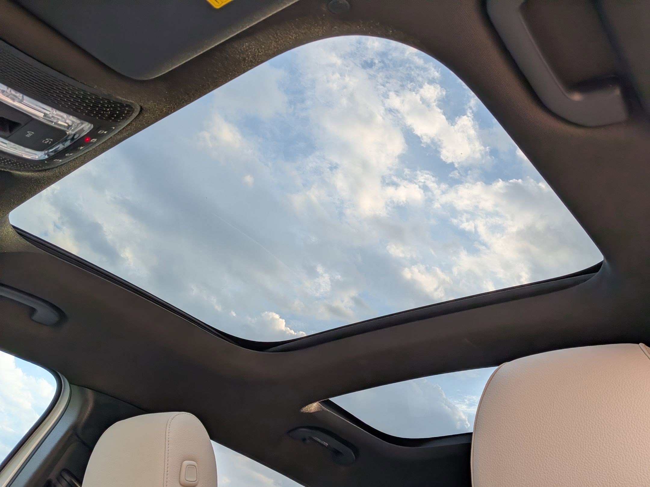 Certified 2026 Mercedes-Benz GLB 250 image 28