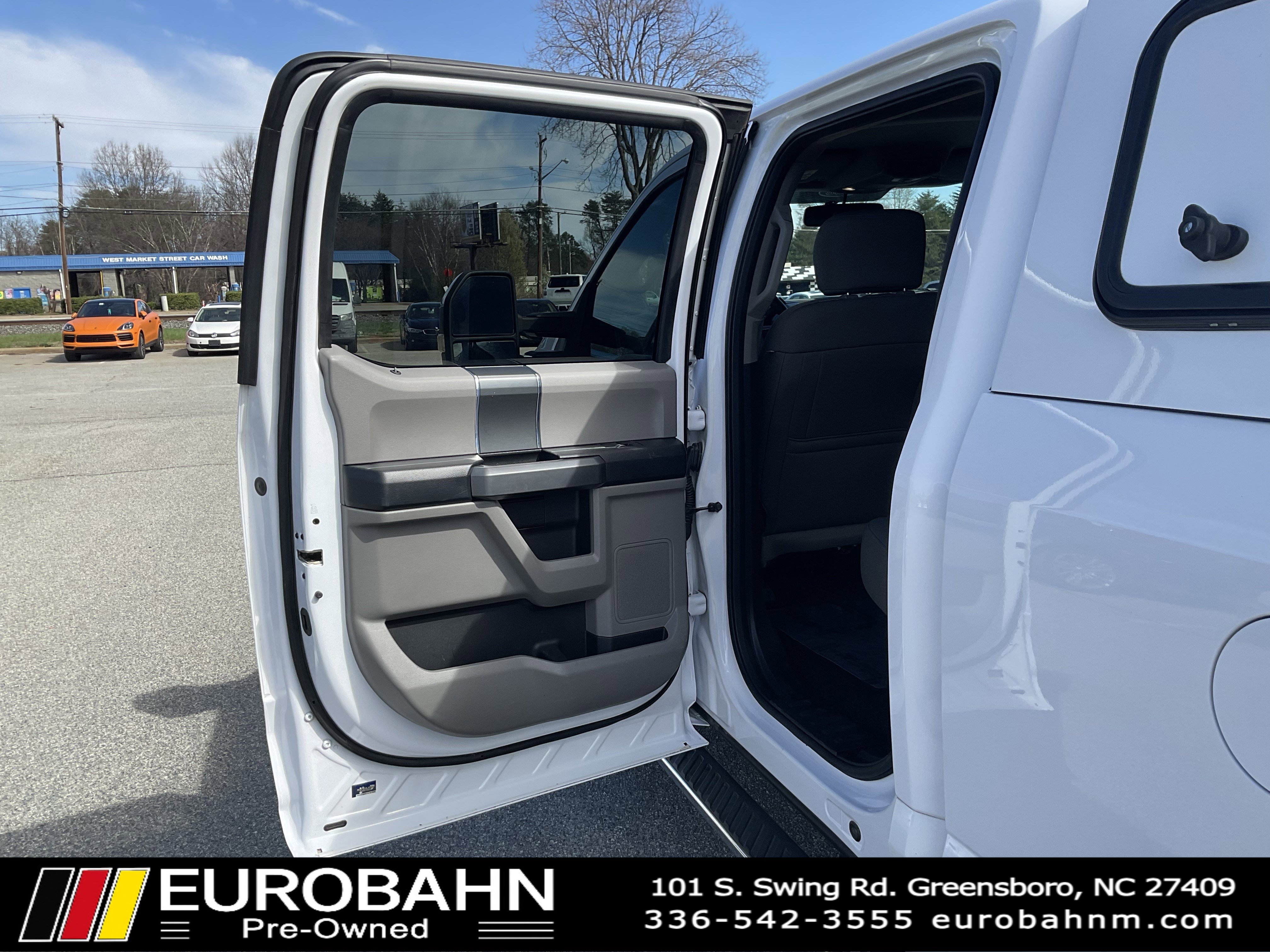 Used 2017 Ford F150 XLT w/ Equipment Group 302A Luxury image 11