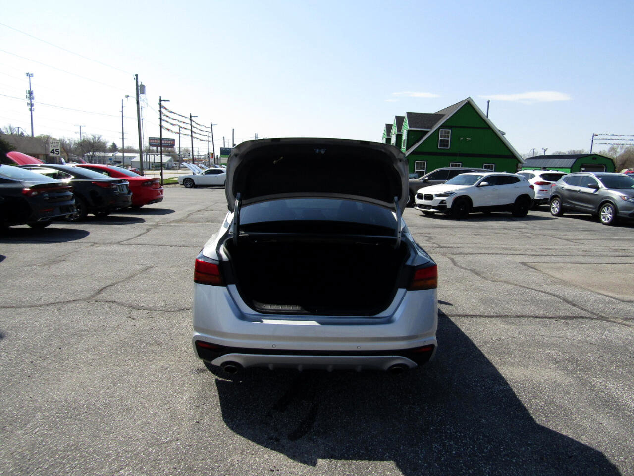 Used 2021 Nissan Altima 2.5 SR w/ SR Premium Package image 22