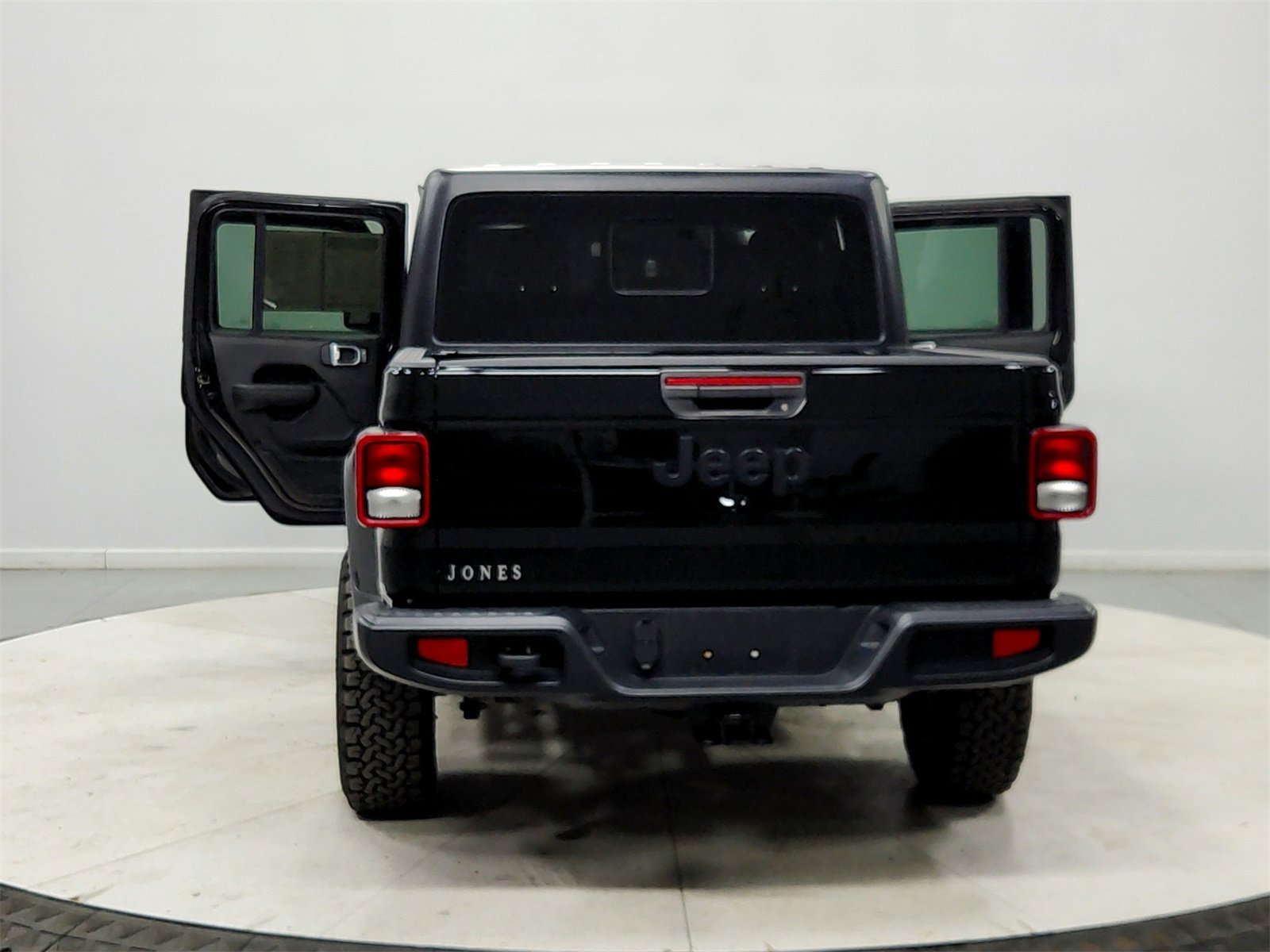 Used 2022 Jeep Gladiator Sport image 14