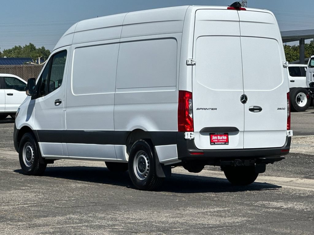Used 2023 Mercedes-Benz Sprinter 2500 image 5