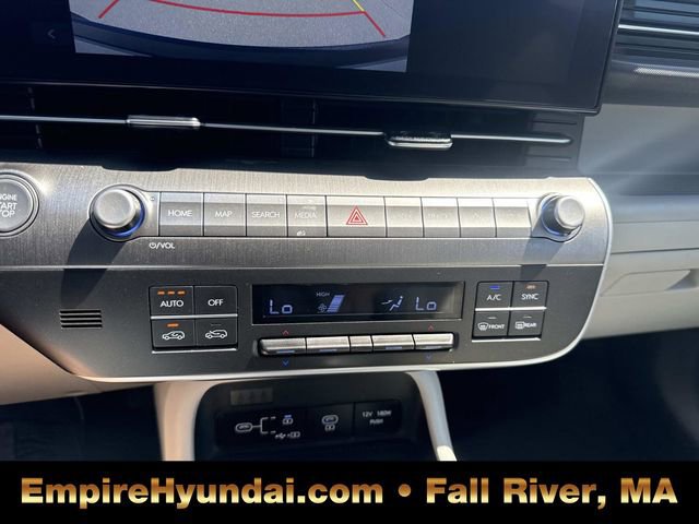 Used 2024 Hyundai Kona SEL image 23