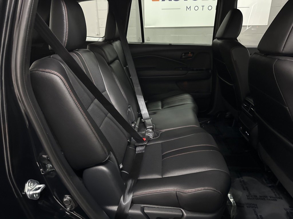 Used 2025 Honda Passport TrailSport image 35