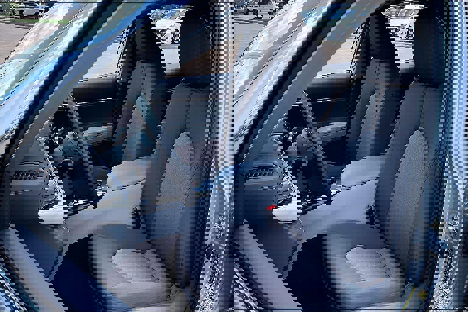 Certified 2020 Toyota Camry LE FWD image 8