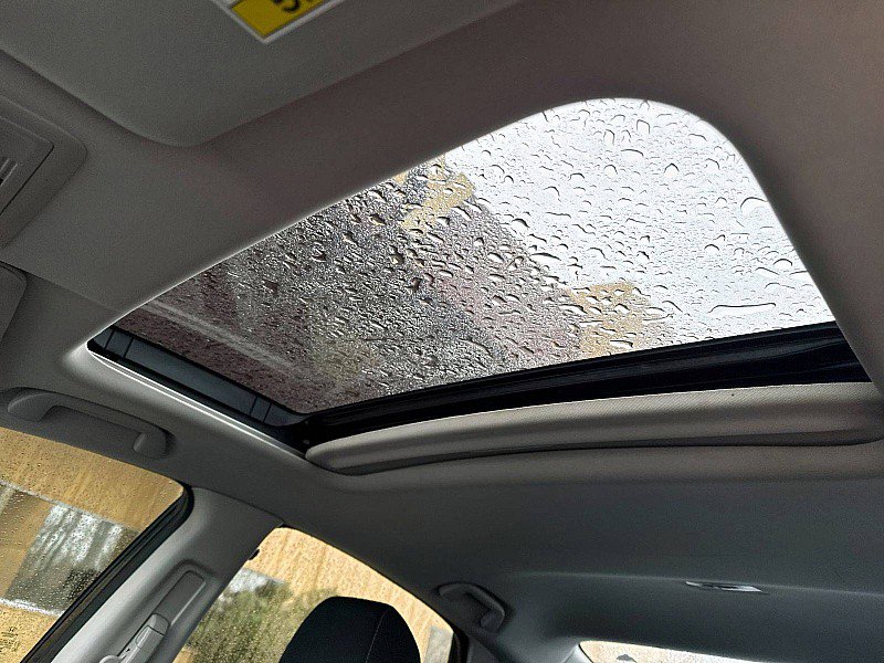 Used 2019 Honda Civic EX image 17