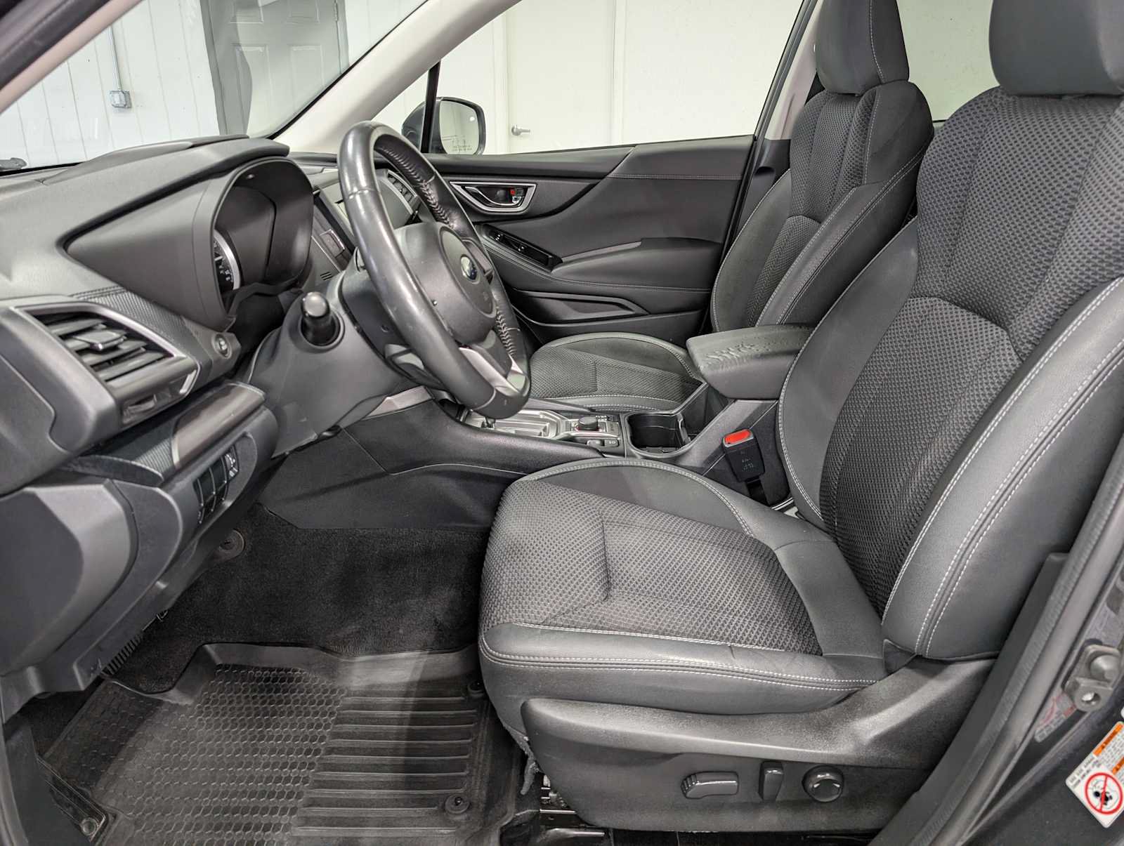 Used 2019 Subaru Forester Premium w/ Popular Package #1 AWD/4WD image 4