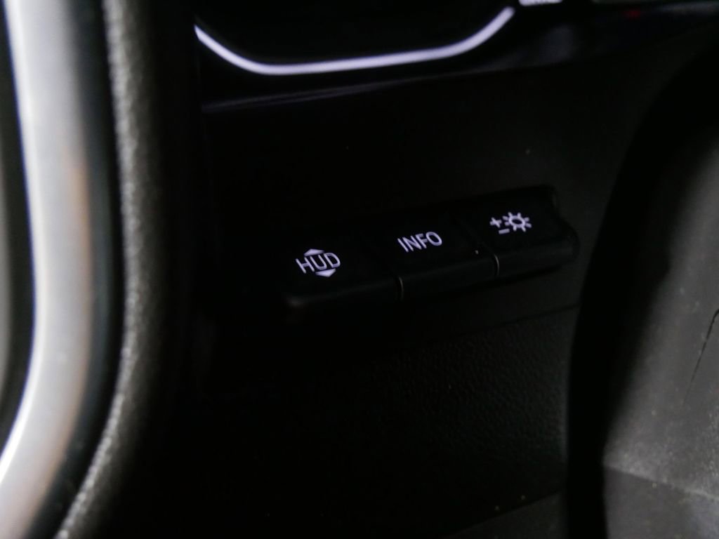 Used 2021 GMC Sierra 1500 Denali w/ Denali Ultimate Package AWD/4WD image 22