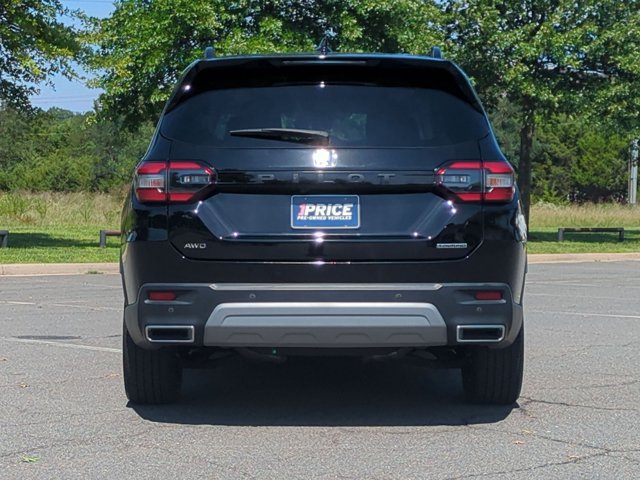 Used 2023 Honda Pilot Touring image 7