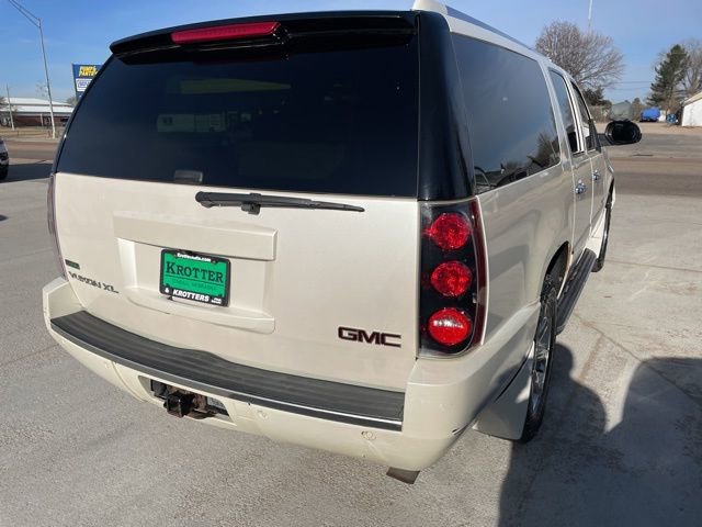Used 2012 GMC Yukon XL Denali AWD/4WD image 4