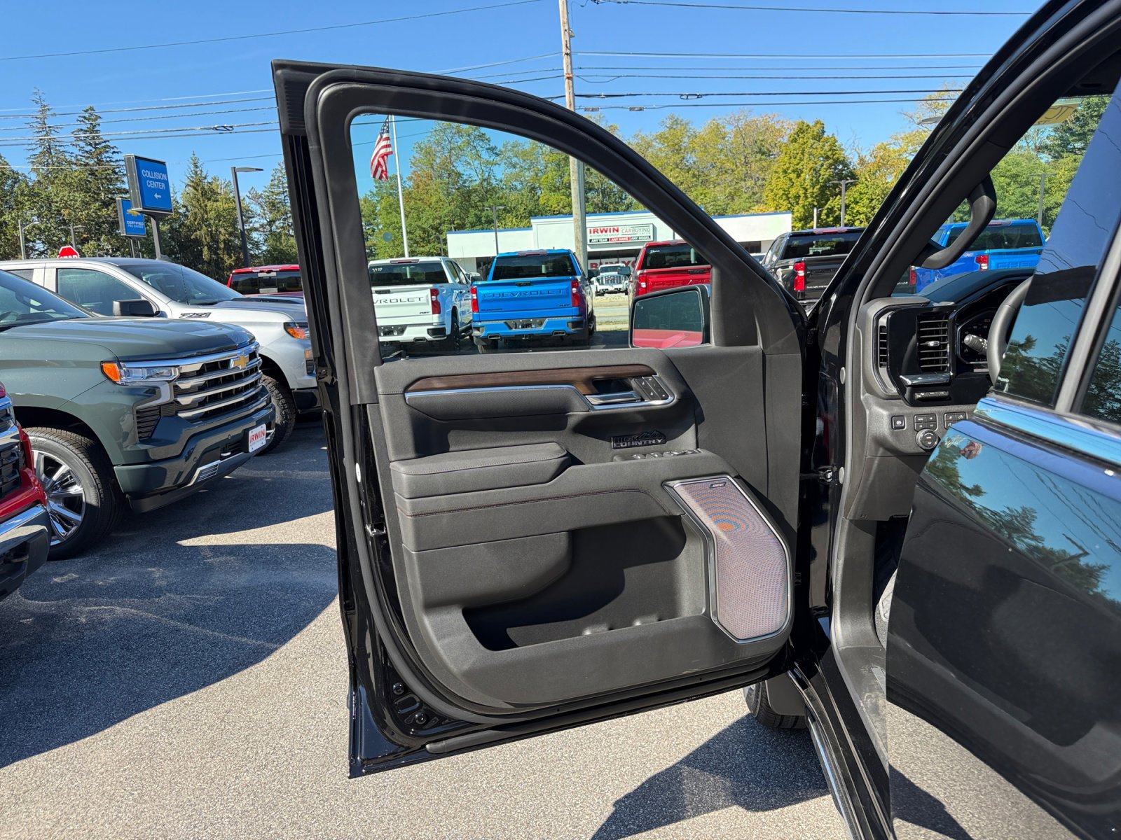 New 2026 Chevrolet Silverado 1500 High Country w/ High Country Premium Package image 23