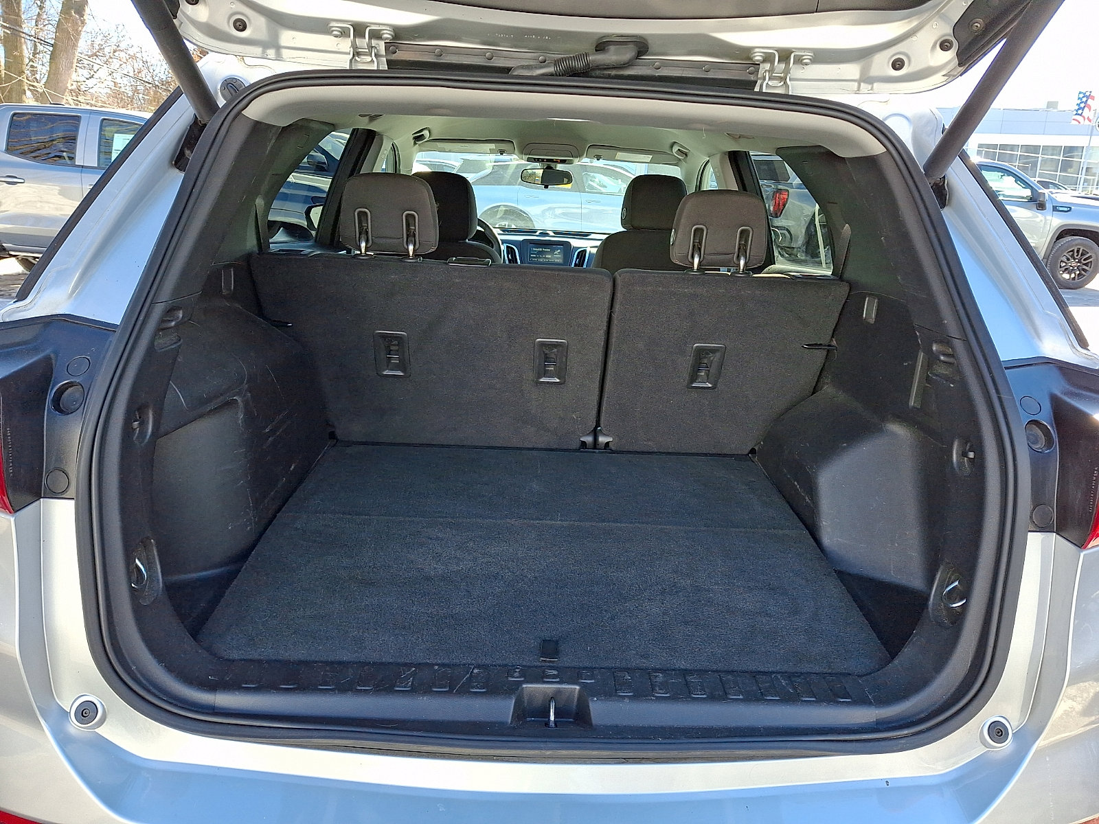 Used 2018 Chevrolet Equinox LT image 30