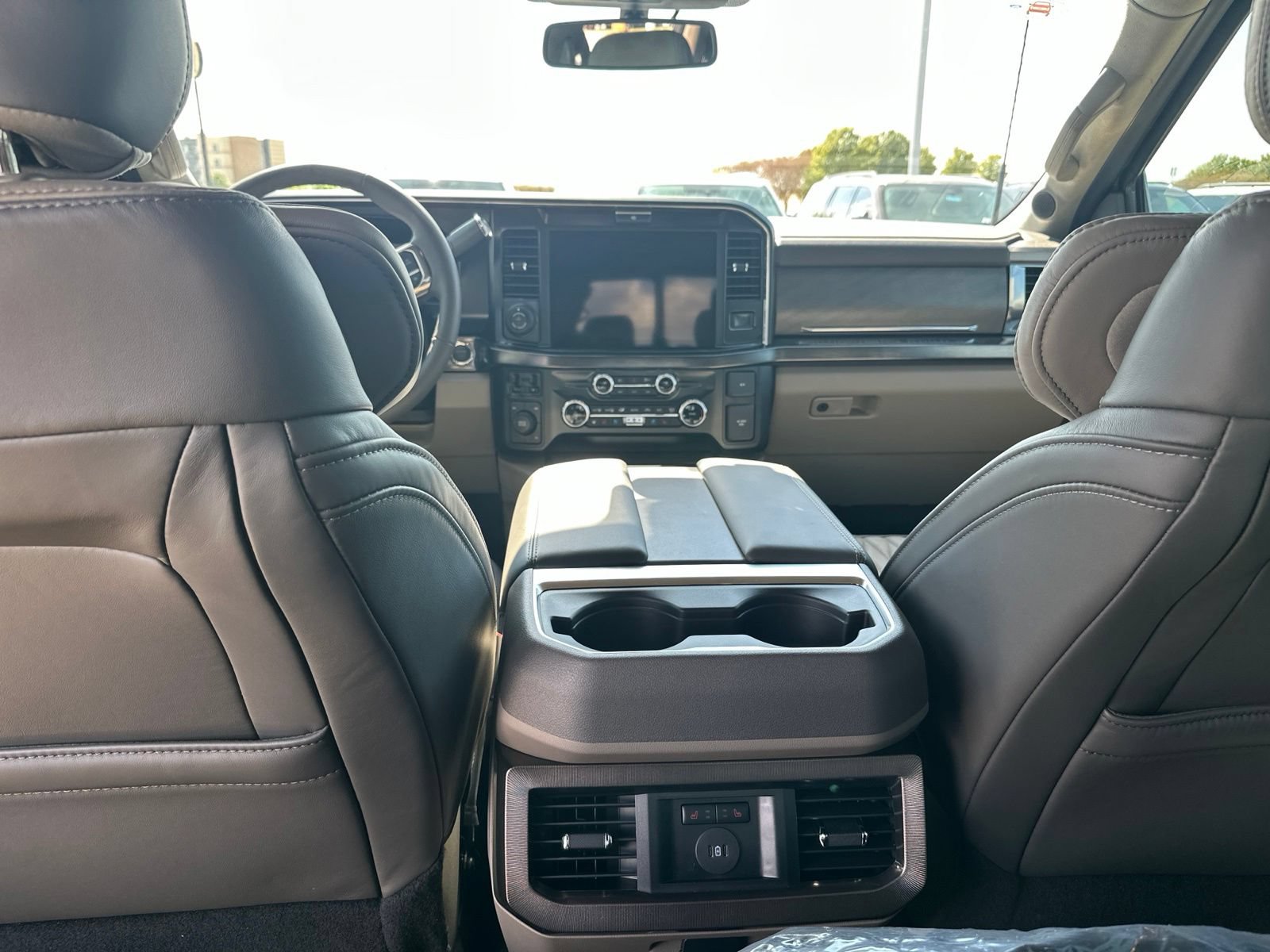 New 2026 Ford F450 Platinum w/ Platinum Plus Package AWD/4WD image 14