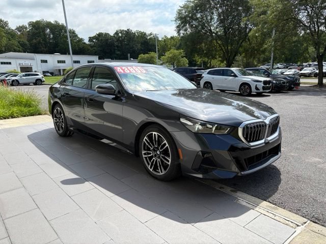 Certified 2024 BMW 530i xDrive w/ M Sport Package AWD/4WD image 5
