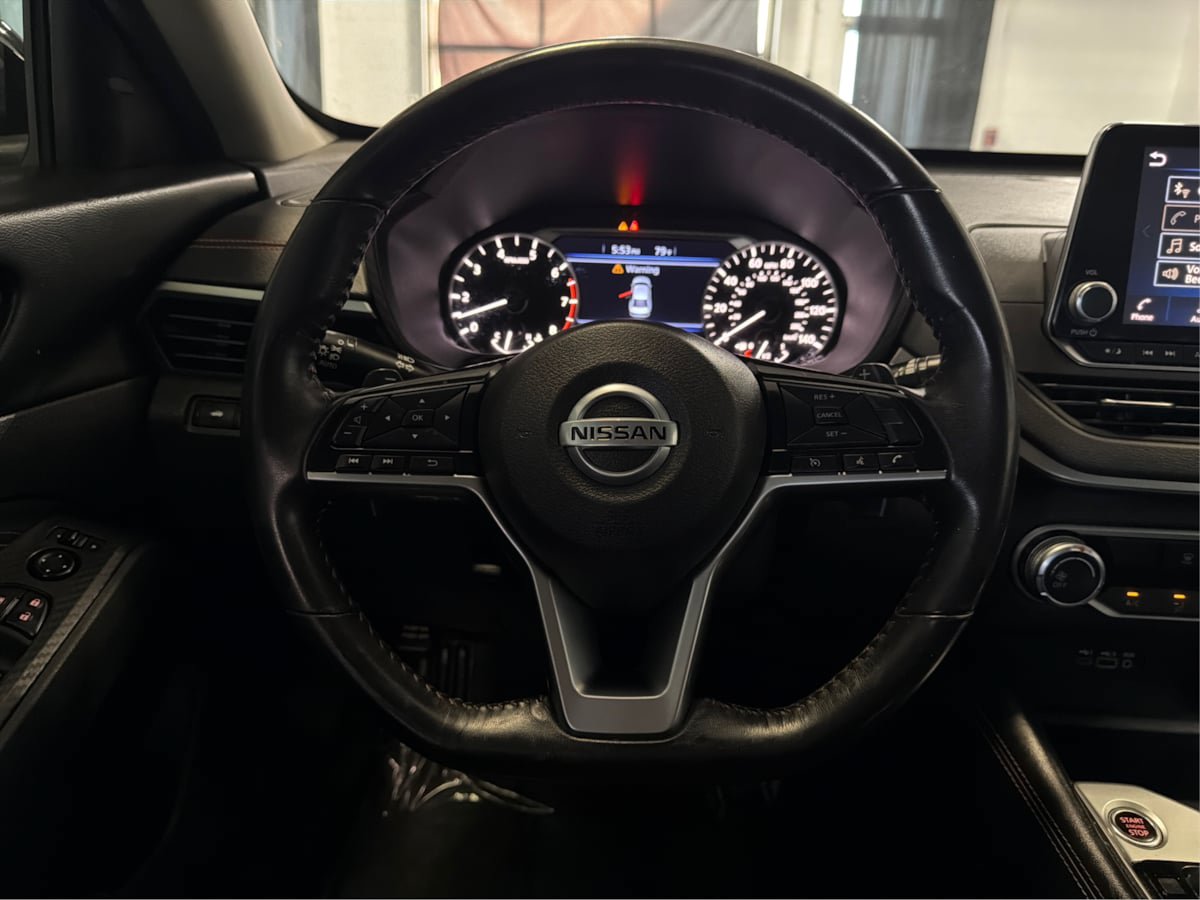 Used 2021 Nissan Altima 2.5 SR FWD image 21