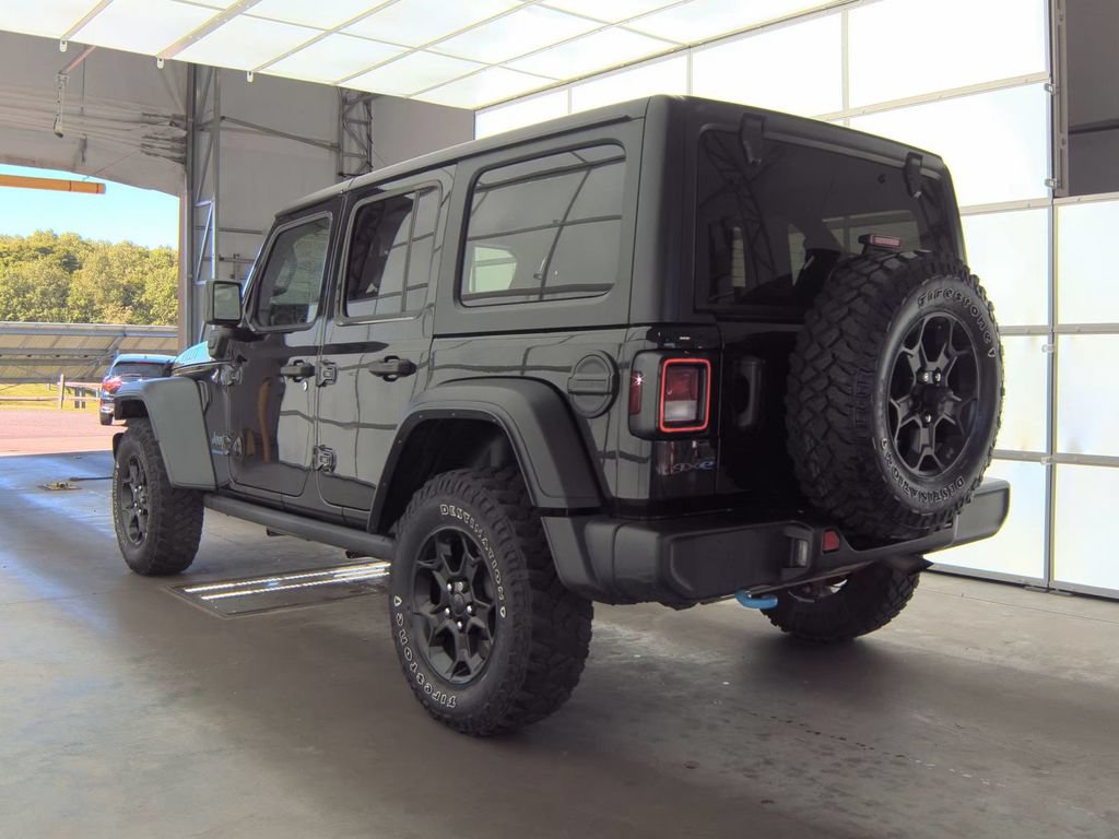 Used 2023 Jeep Wrangler Unlimited w/ Cold Weather Group AWD/4WD image 4