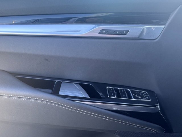 Used 2025 Cadillac Escalade ESV Sport w/ LPO, ONYX Package image 13