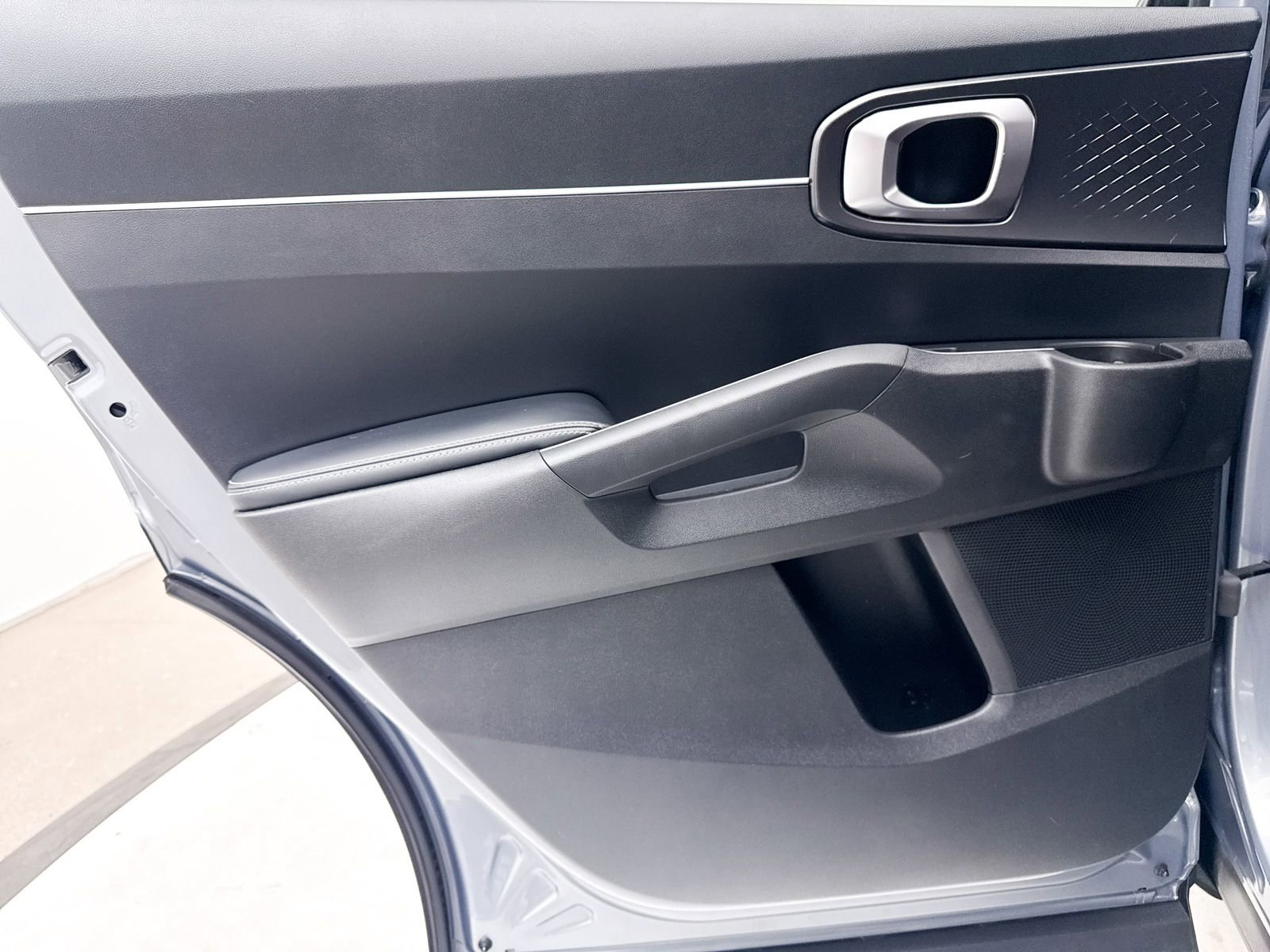 Used 2021 Kia Sorento LX image 28