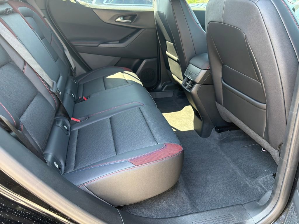 Used 2025 Chevrolet Equinox RS image 33