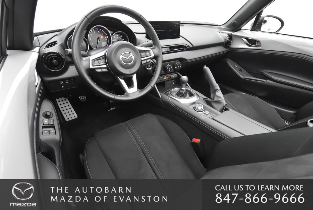 Certified 2024 MAZDA MX-5 Miata Club w/ Appearance Package image 29