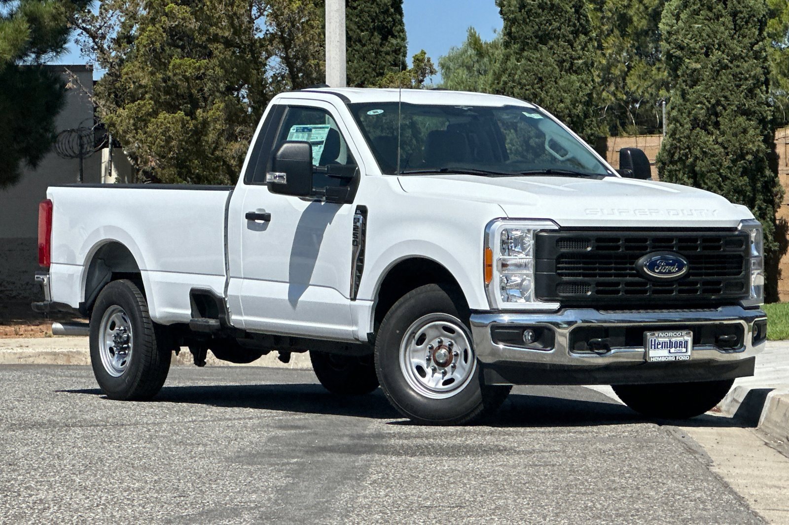 New 2023 Ford F250 XL w/ XL Chrome Package