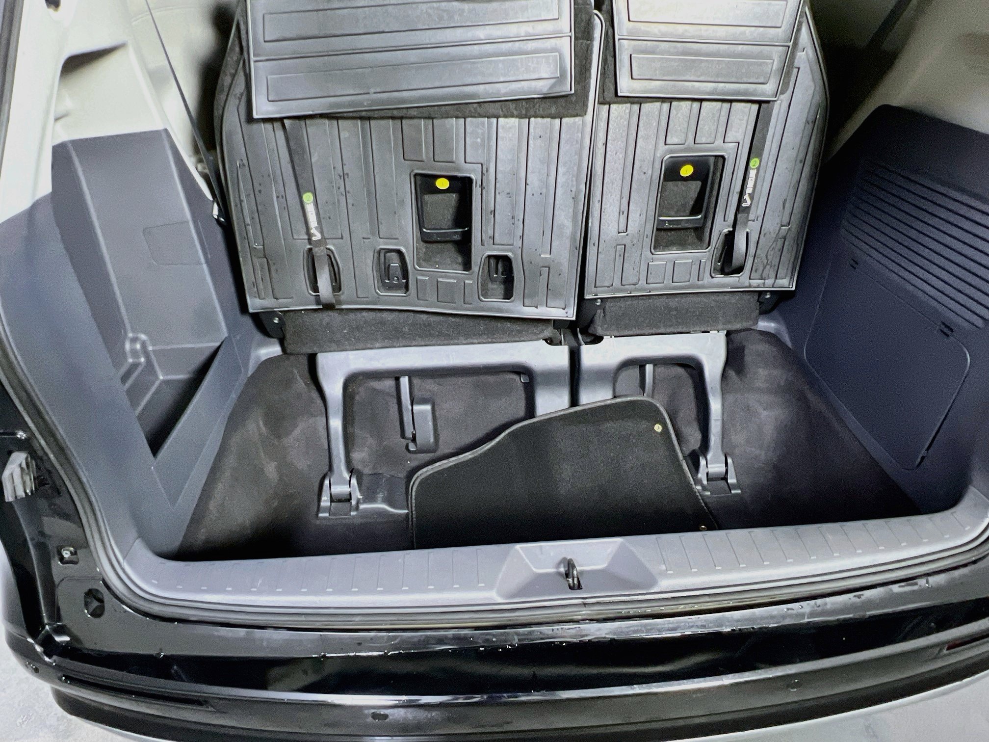 Used 2021 Toyota Sienna Limited AWD/4WD image 25