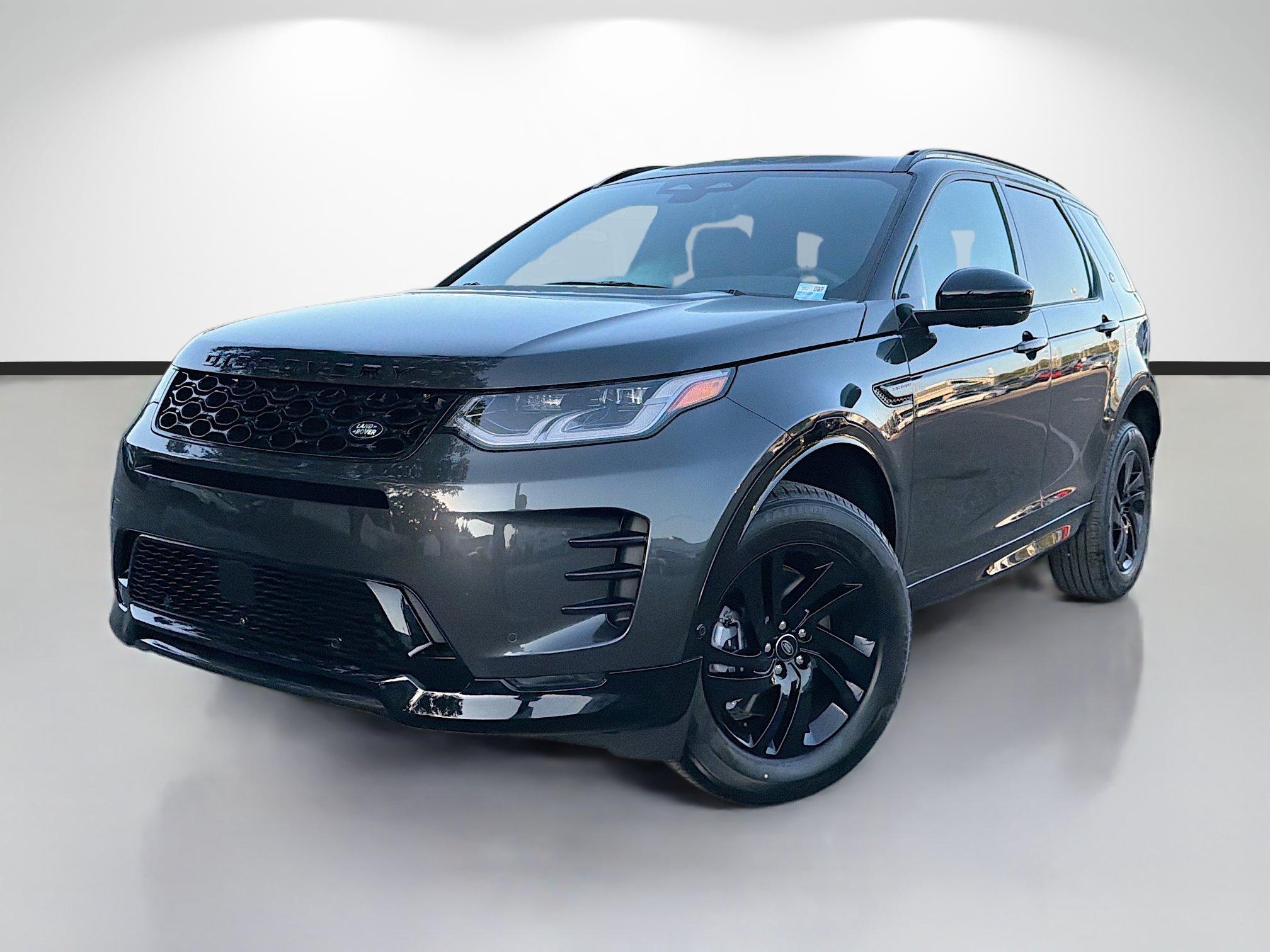New 2026 Land Rover Discovery Sport Landmark AWD/4WD image 1