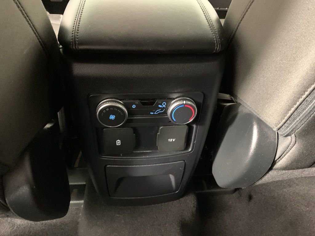 Used 2022 Ford Explorer XLT image 36