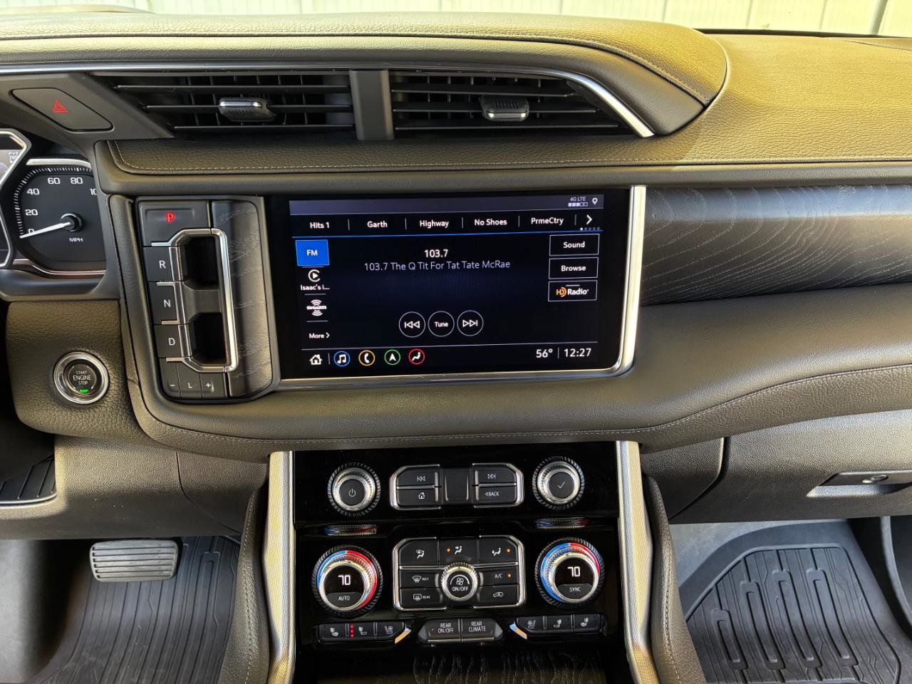 Used 2021 GMC Yukon XL Denali w/ Denali Premium Package image 22