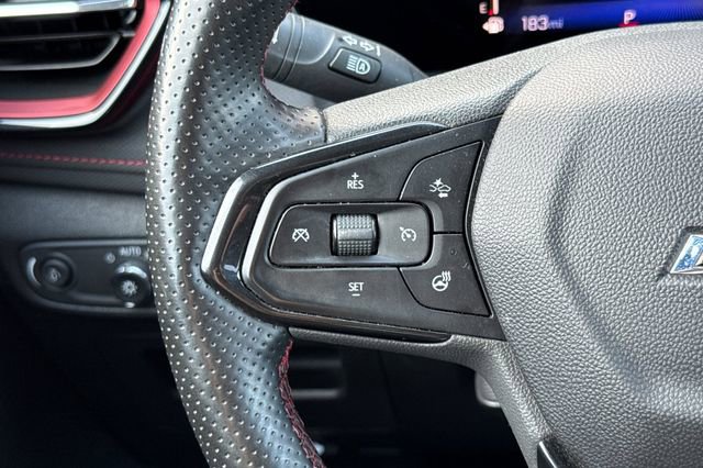 Used 2024 Chevrolet TrailBlazer RS image 34