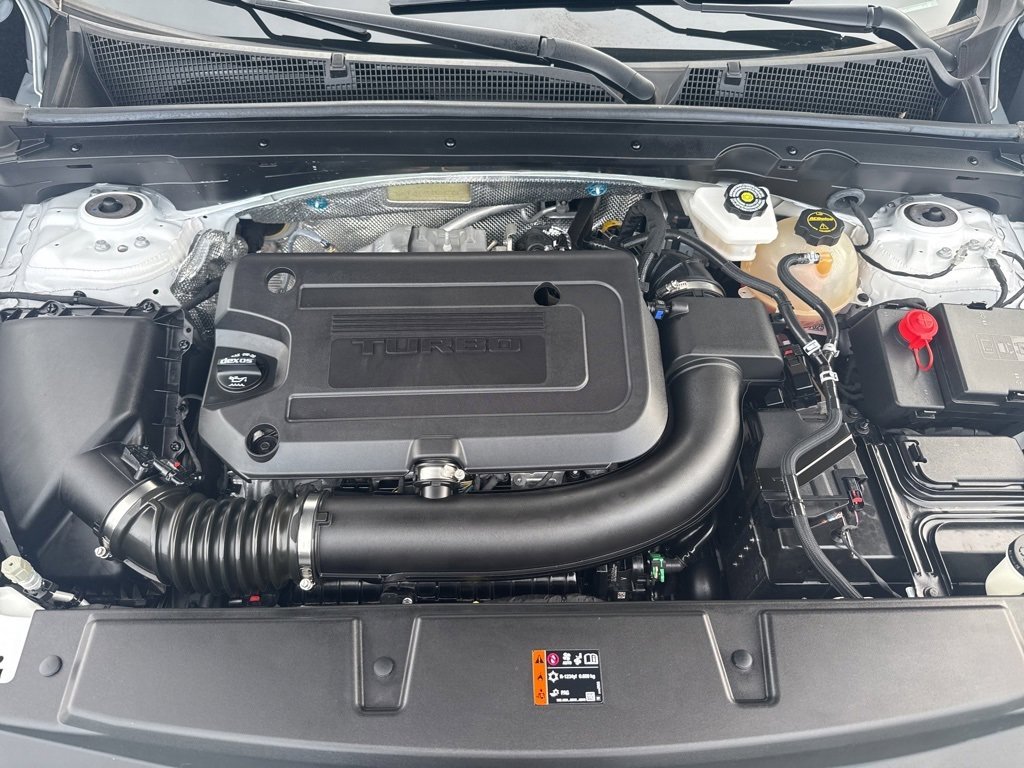 Used 2025 Buick Envision Sport Touring image 9